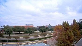 Weather camera view of Chalmette HS.