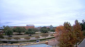 Weather camera view of Chalmette HS.