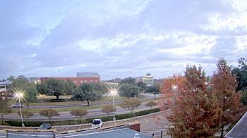 Weather camera view of Chalmette HS.