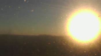 Weather camera view of Walkers Bluff.