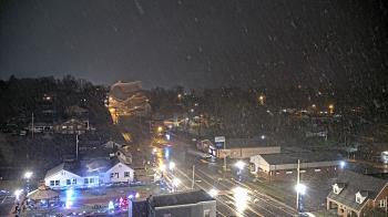 Weather camera view of Russell County Courthouse.