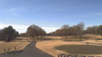 Weather camera view of Windyke Country Club.