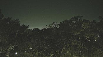 Weather camera view of Metairie Club Gardens.