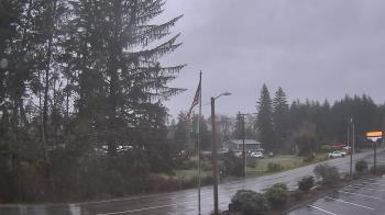 Weather camera view of Wishkah Valley School.