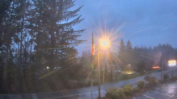 Weather camera view of Wishkah Valley School.