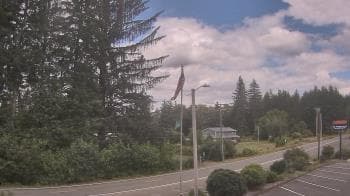 Weather camera view of Wishkah Valley School.