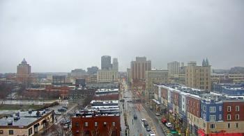Weather camera view of Akron Beacon Journal.