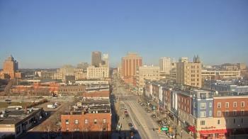 Weather camera view of Akron Beacon Journal.