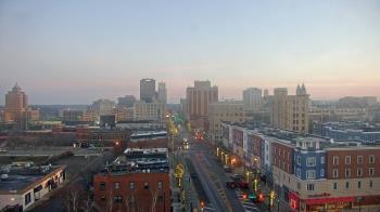 Weather camera view of Akron Beacon Journal.