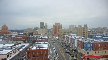 Weather camera view of Akron Beacon Journal.