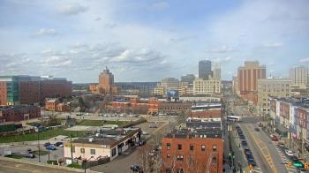 Weather camera view of Akron Beacon Journal.