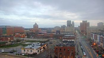 Weather camera view of Akron Beacon Journal.