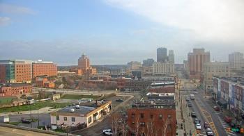 Weather camera view of Akron Beacon Journal.