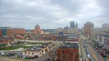 Weather camera view of Akron Beacon Journal.