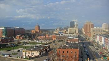 Weather camera view of Akron Beacon Journal.