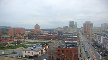 Weather camera view of Akron Beacon Journal.