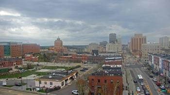 Weather camera view of Akron Beacon Journal.