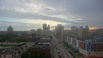 Weather camera view of Akron Beacon Journal.