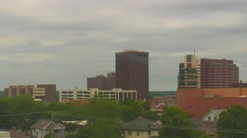 Weather camera view of Shangri La Resort.