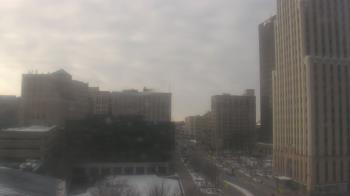 Weather camera view of Akron-Summit County Public Library.