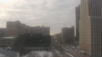 Weather camera view of Akron-Summit County Public Library.