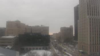 Weather camera view of Akron-Summit County Public Library.