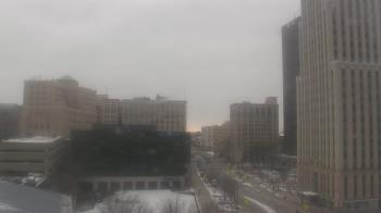 Weather camera view of Akron-Summit County Public Library.