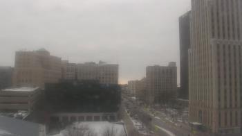 Weather camera view of Akron-Summit County Public Library.