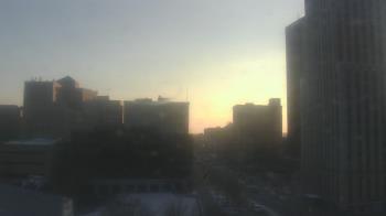 Weather camera view of Akron-Summit County Public Library.