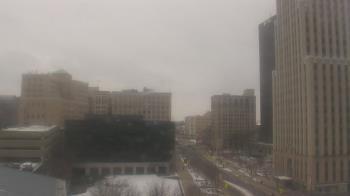Weather camera view of Akron-Summit County Public Library.