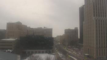 Weather camera view of Akron-Summit County Public Library.