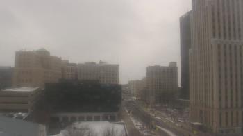 Weather camera view of Akron-Summit County Public Library.
