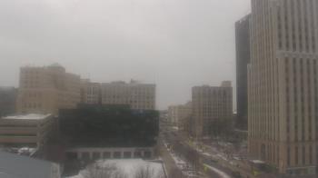 Weather camera view of Akron-Summit County Public Library.