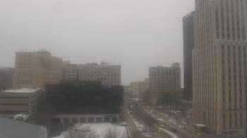 Weather camera view of Akron-Summit County Public Library.