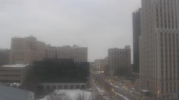 Weather camera view of Akron-Summit County Public Library.