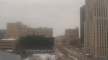 Weather camera view of Akron-Summit County Public Library.