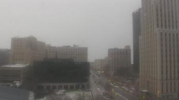 Weather camera view of Akron-Summit County Public Library.
