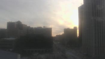 Weather camera view of Akron-Summit County Public Library.