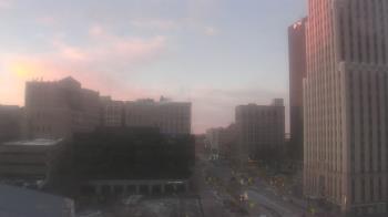 Weather camera view of Akron-Summit County Public Library.