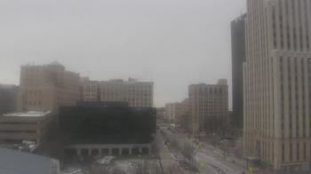 Weather camera view of Akron-Summit County Public Library.