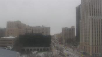 Weather camera view of Akron-Summit County Public Library.
