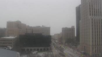 Weather camera view of Akron-Summit County Public Library.