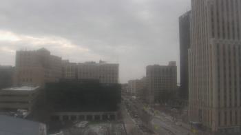 Weather camera view of Akron-Summit County Public Library.