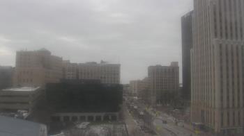 Weather camera view of Akron-Summit County Public Library.