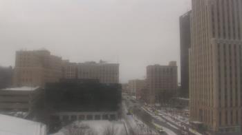 Weather camera view of Akron-Summit County Public Library.