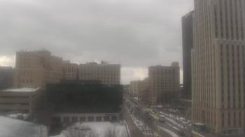 Weather camera view of Akron-Summit County Public Library.