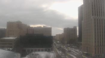 Weather camera view of Akron-Summit County Public Library.