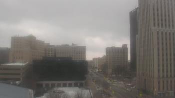 Weather camera view of Akron-Summit County Public Library.