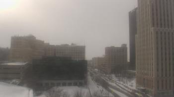 Weather camera view of Akron-Summit County Public Library.