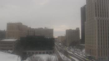 Weather camera view of Akron-Summit County Public Library.